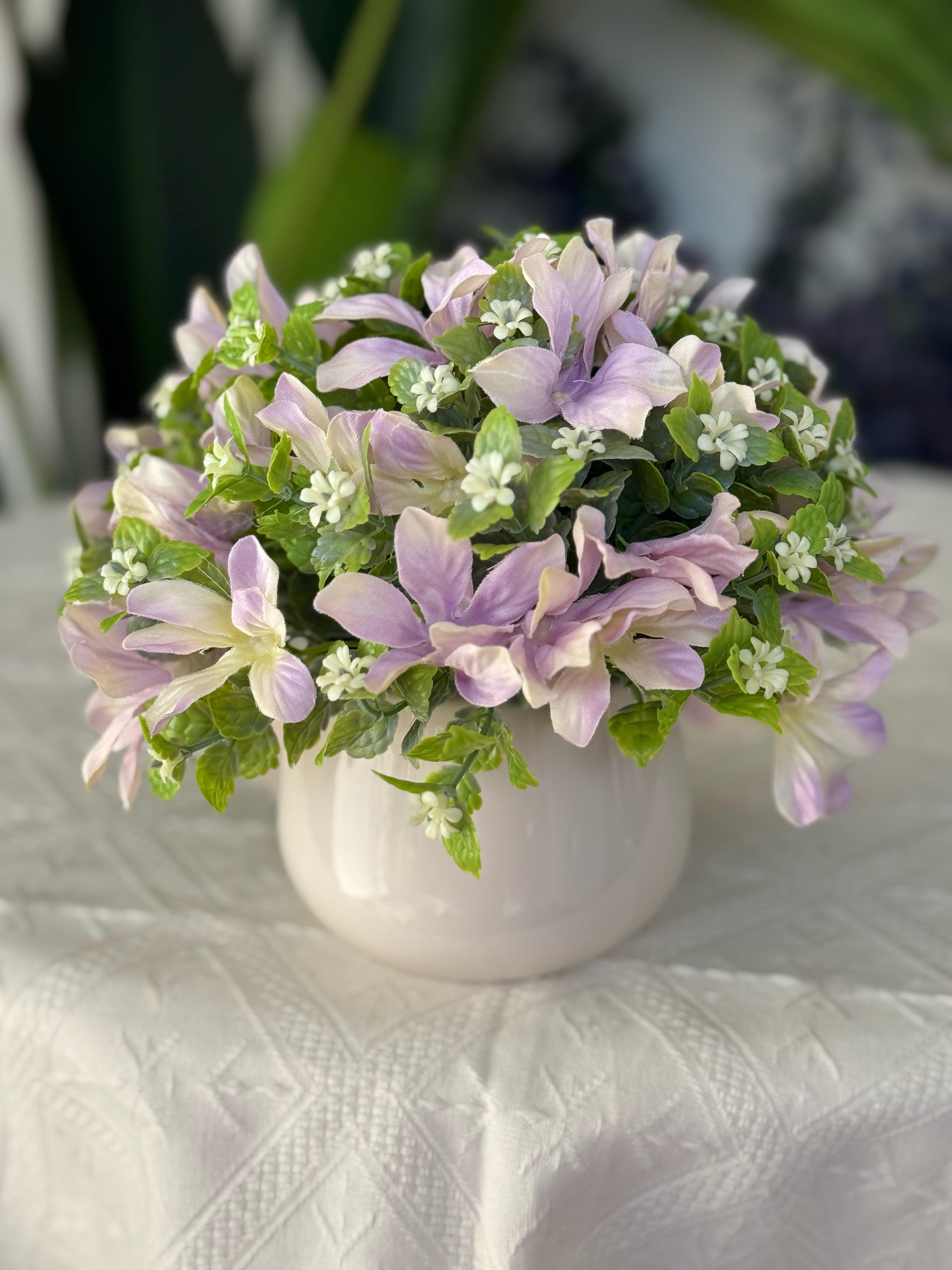Vasetto in ceramica c/composizione di fiori - vari colori - H.15 cm - Fiori di Lena